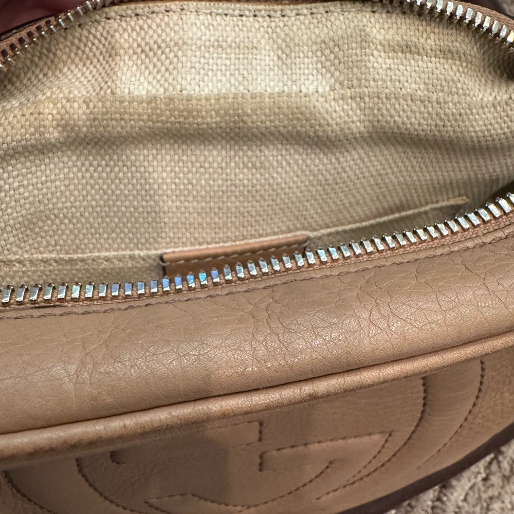 Gucci Tan Crossbody Bag - Picture 9 of 16